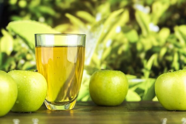 Descubre los Beneficios del Vinagre de Manzana: Un Tesoro para Tu Bienestar